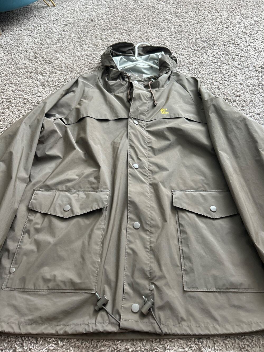 Bass Pro Shops Men's Waterproof Rain Suit Jacket & Pants Set Tan Khaki Size Larg
